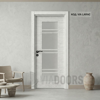 Интериорна врата MDF светъл дъб със стъкло 90x201 см – изчистен дизайн, пълен комплект